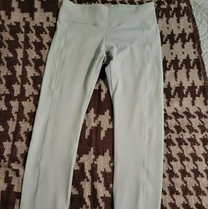Nike Women's Atlectic Leggings Size Medium